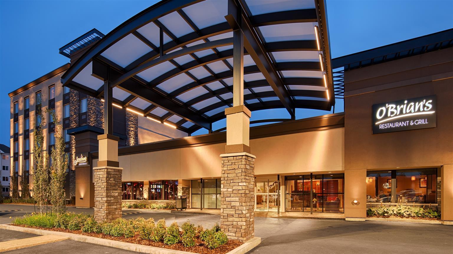 Best Western Premier Denham Inn & Suites Leduc Exterior photo